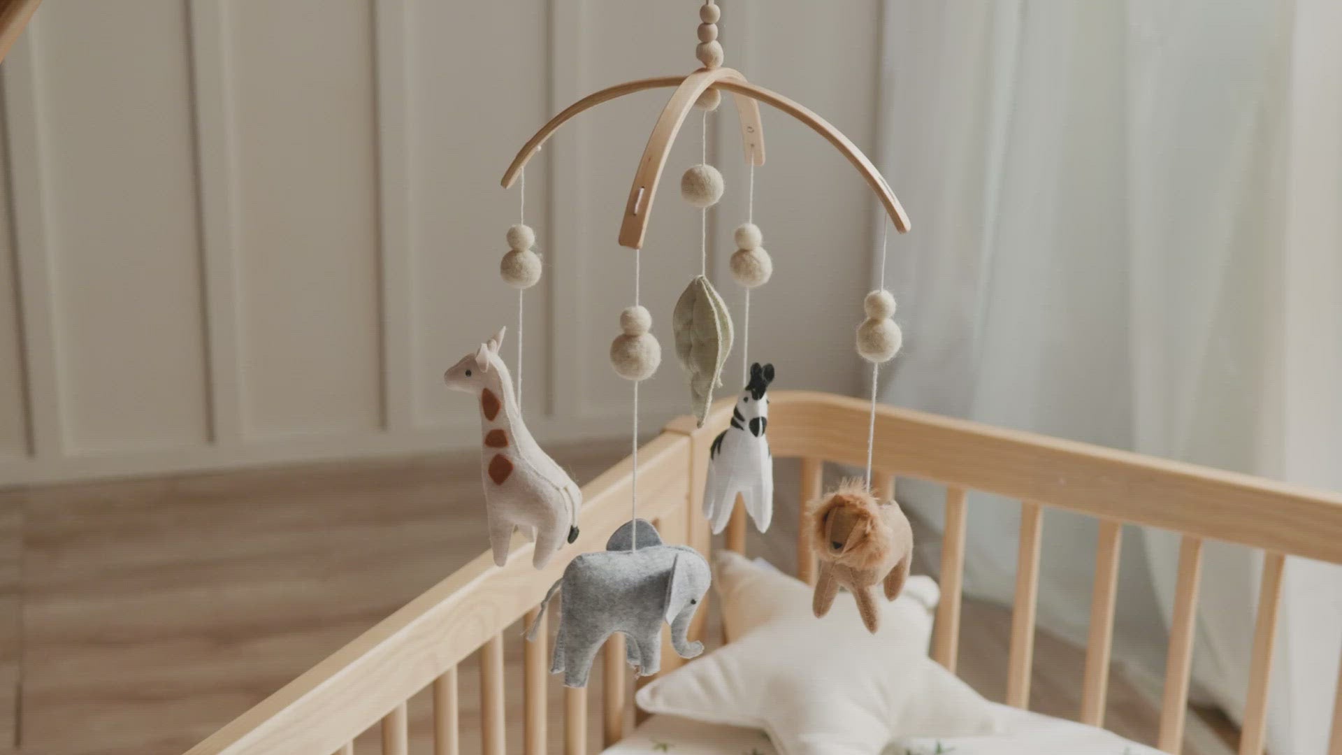 Safari Mobile Crib Nursery Mobiles Nestig